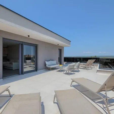 Villa In With Swimming Pool